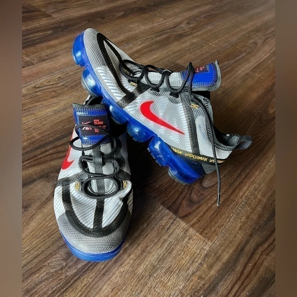NIKE AIR VAPORMAX GS SIZE 8 Black/blue AQ2465-016 - Picture 3 of 11